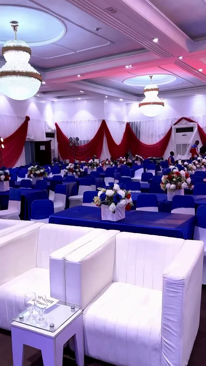 A Conference in Royal Blue and Red — image 2